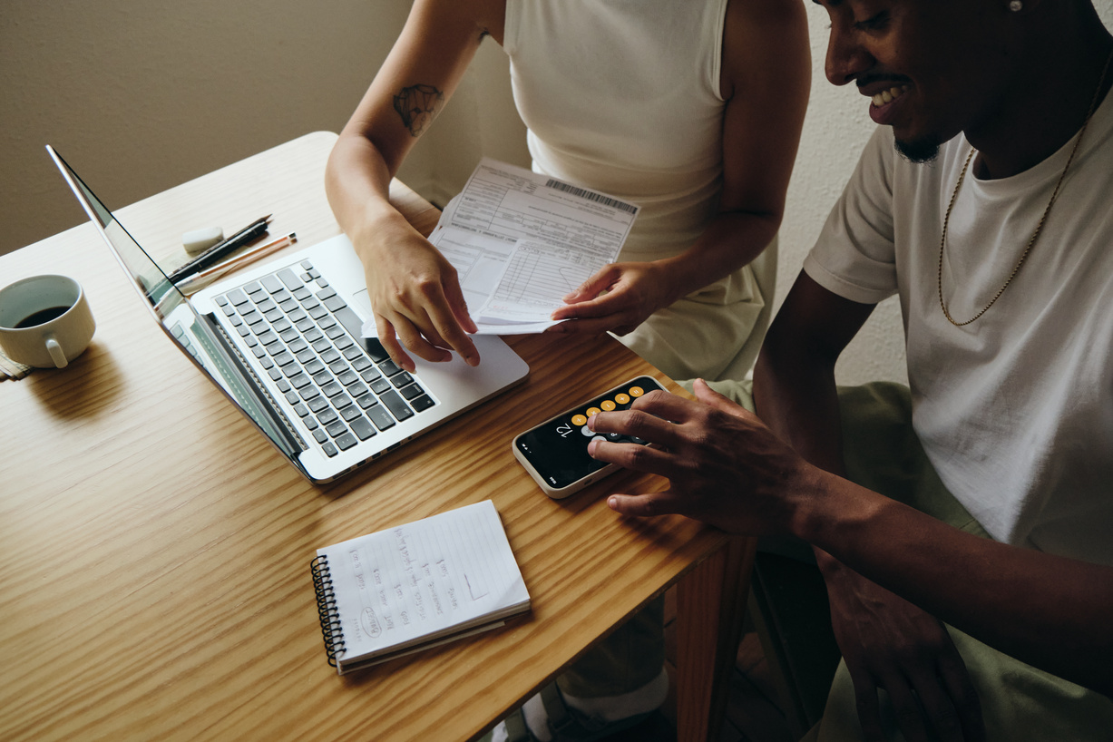 Millennial Couple Managing Personal Finances Together